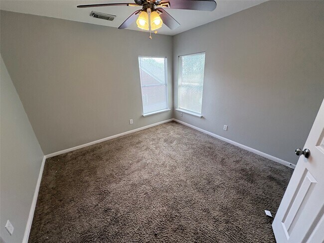 Building Photo - 3006 Fort Stockton Dr