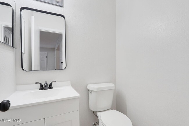 Building Photo - 11100 Vista Lago Pl