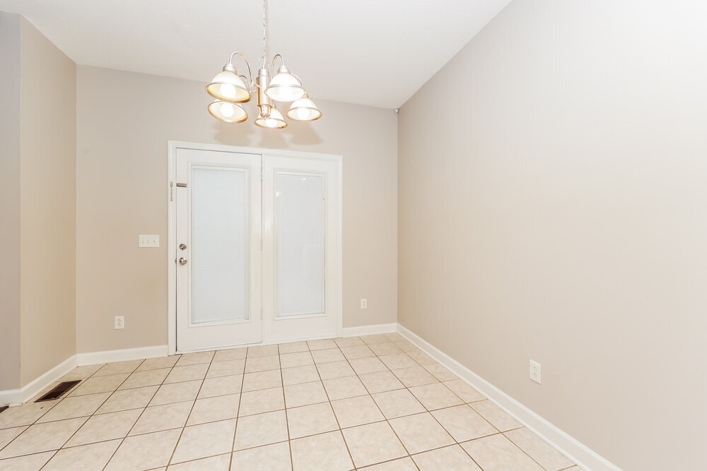 Building Photo - 1501 Teresa Ln