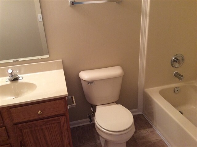 Building Photo - 6446 Waterloo Ln