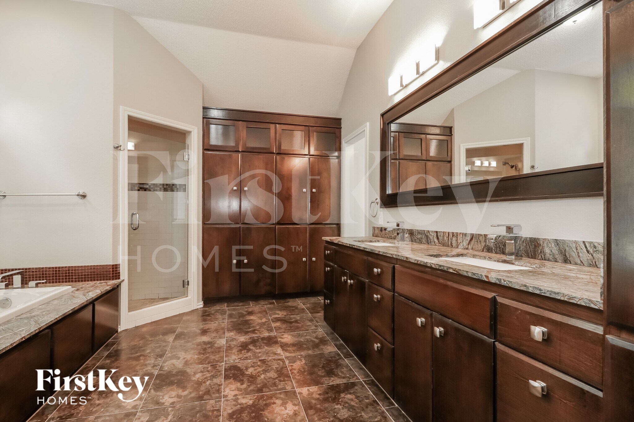 Building Photo - 1500 Park Chase Ave