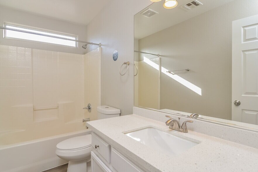 Building Photo - 2712 Morning Break Ct