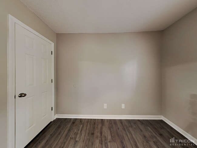 Building Photo - 9929 Elsenham Ln