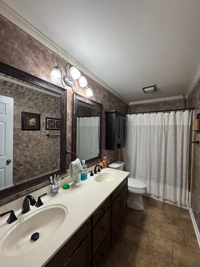 Building Photo - Rental Property