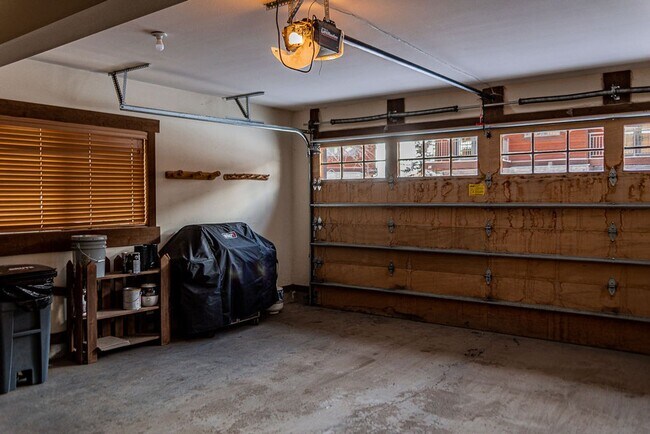 Building Photo - Immaculate Spanish Peaks Condo with Hot Tub & Pool Access