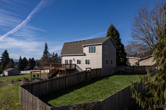Building Photo - 59941 Windy Ridge Dr
