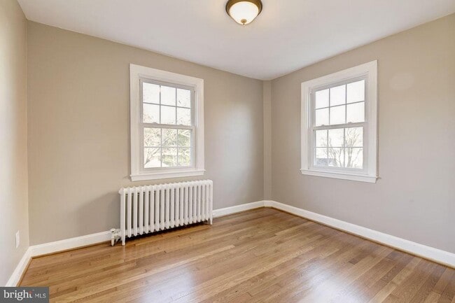 Building Photo - 4307 Fessenden St NW
