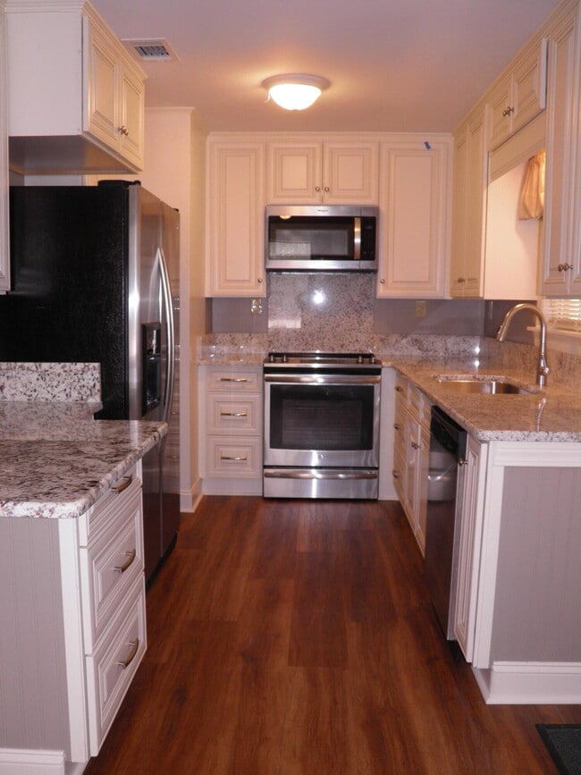 Building Photo - 629 Gap Creek Dr