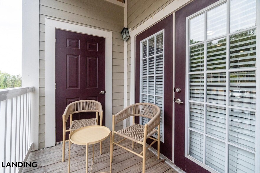 Building Photo - 655 W Mallard Creek Church Rd