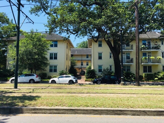 Building Photo - 7444 St Charles Ave