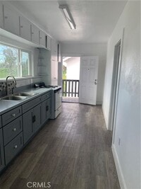 Building Photo - 315 W Colton Ave