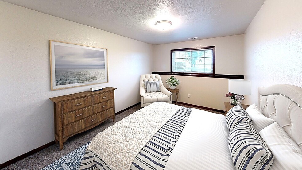 Building Photo - 4232 N Pennsylvania Ave