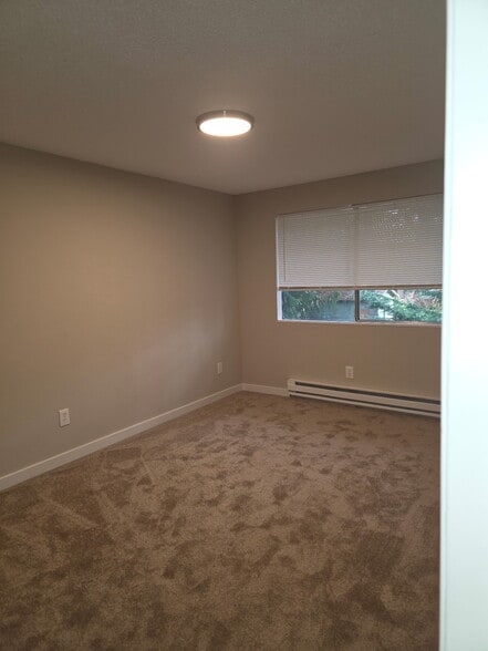 fBedroom 1 - 7911 236th St SW