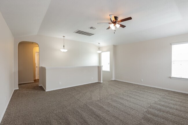Building Photo - 8813 Palmetto Falls