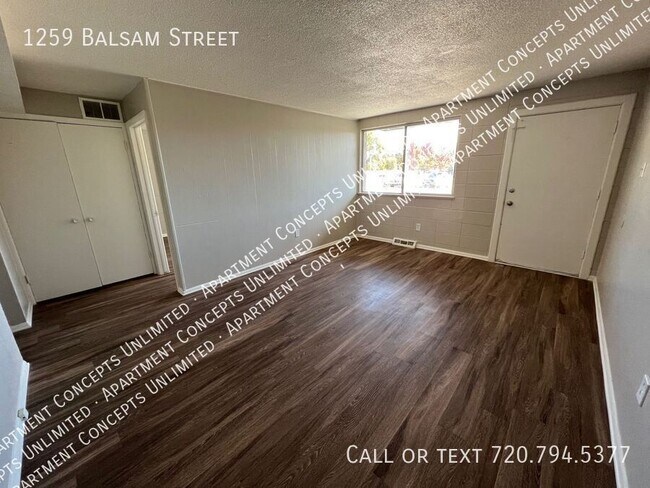 Building Photo - 1259 Balsam St