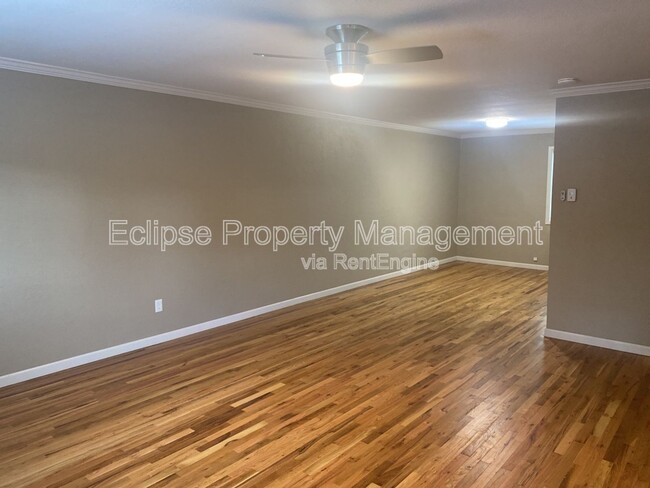 Building Photo - 217 Edison Ave