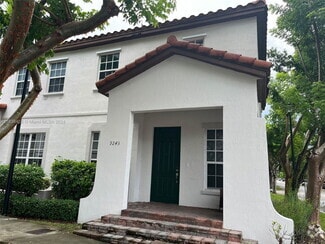 Building Photo - 9243 SW 170th Ave