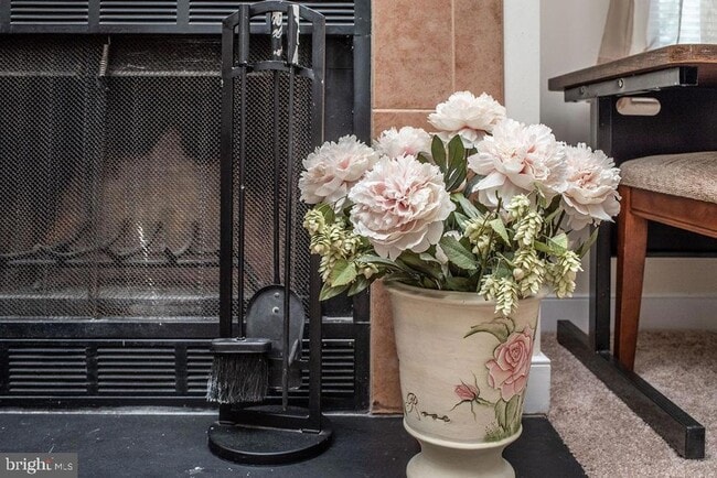 Building Photo - 12 Lafayette Sta