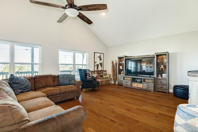 Building Photo - 12828 E Conquistador Dr