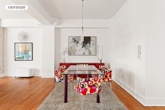 Building Photo - 426 W 58th St