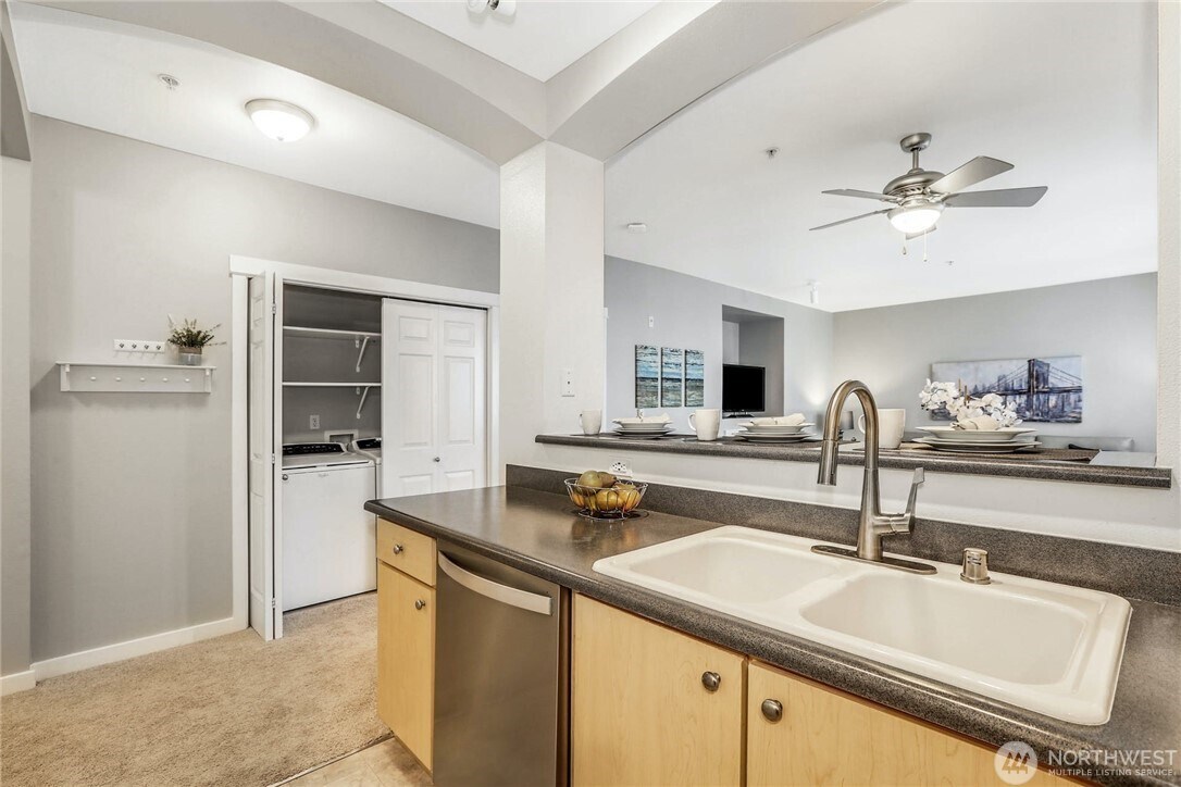 Building Photo - 13301 SE 79th Pl