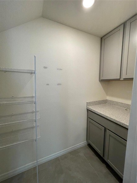 Building Photo - 37059 Kings Crown Dr