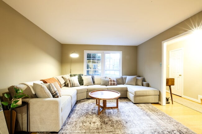 Building Photo - Welcome Home!