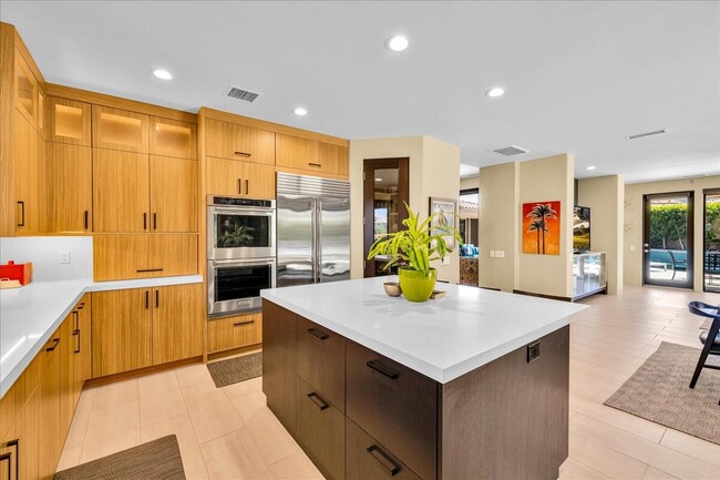 Building Photo - 45730 Indian Canyon Rd