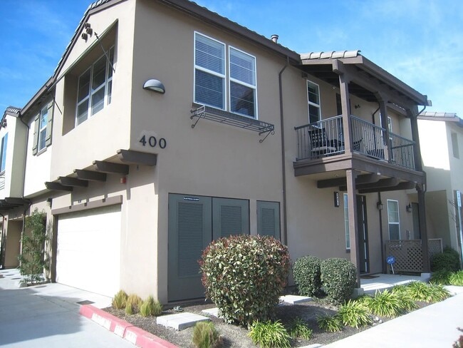 Building Photo - 400 Regatta Lane
