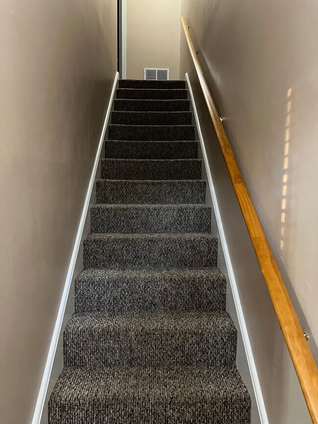 Building Photo - Walston Bridge Apartments