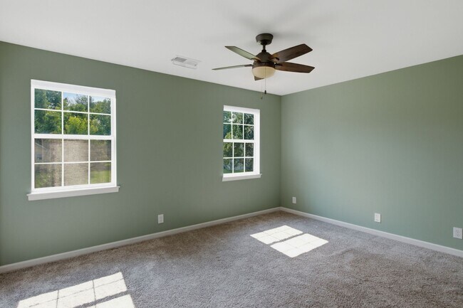 Building Photo - 1236 Carriage Park Dr