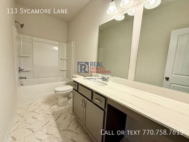 Building Photo - 113 Sycamore Ln