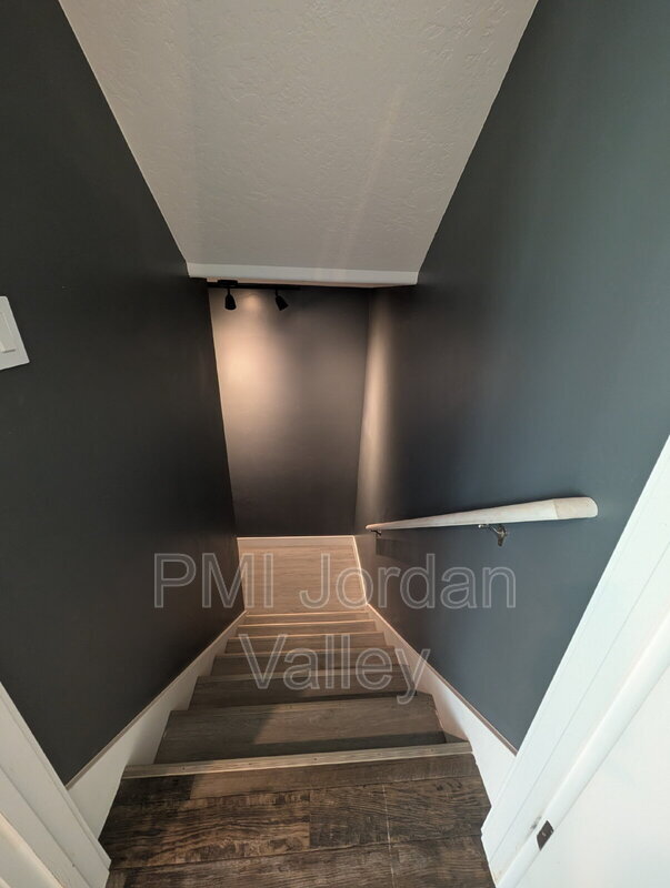 Building Photo - 5077 W Arete Wy