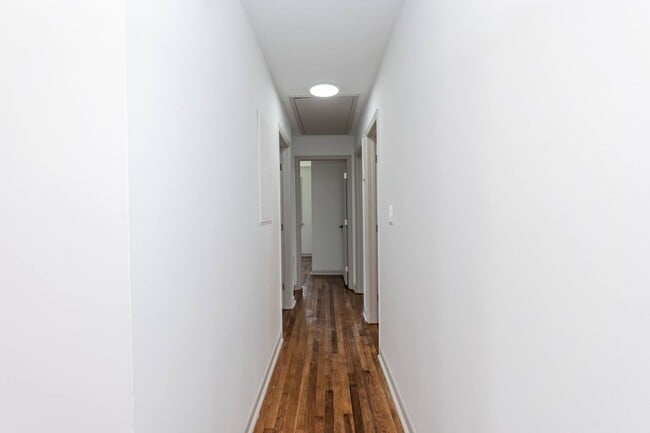 Building Photo - Spacious 4-Bedroom Rental – 10 Minutes from Fort Bragg & local amenities!