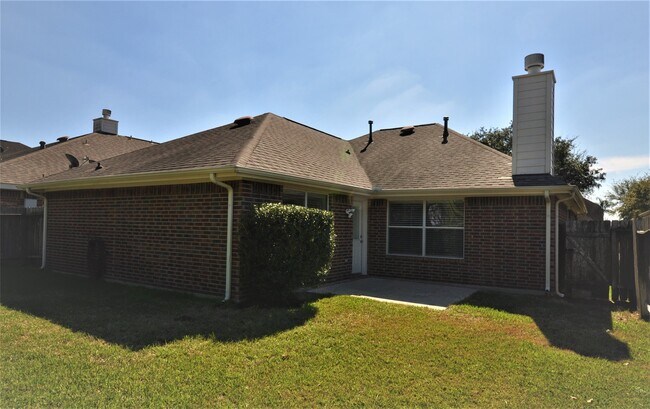 Building Photo - 20306 Hidden Point Ln