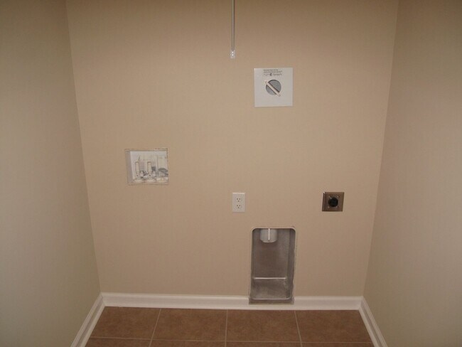 Building Photo - 160 Connor Lp