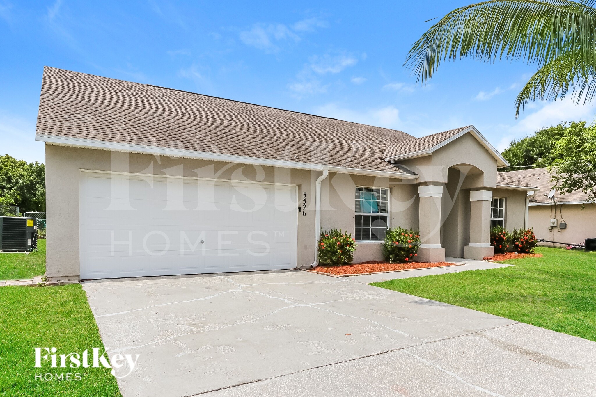 Building Photo - 3526 SW Rosardo St
