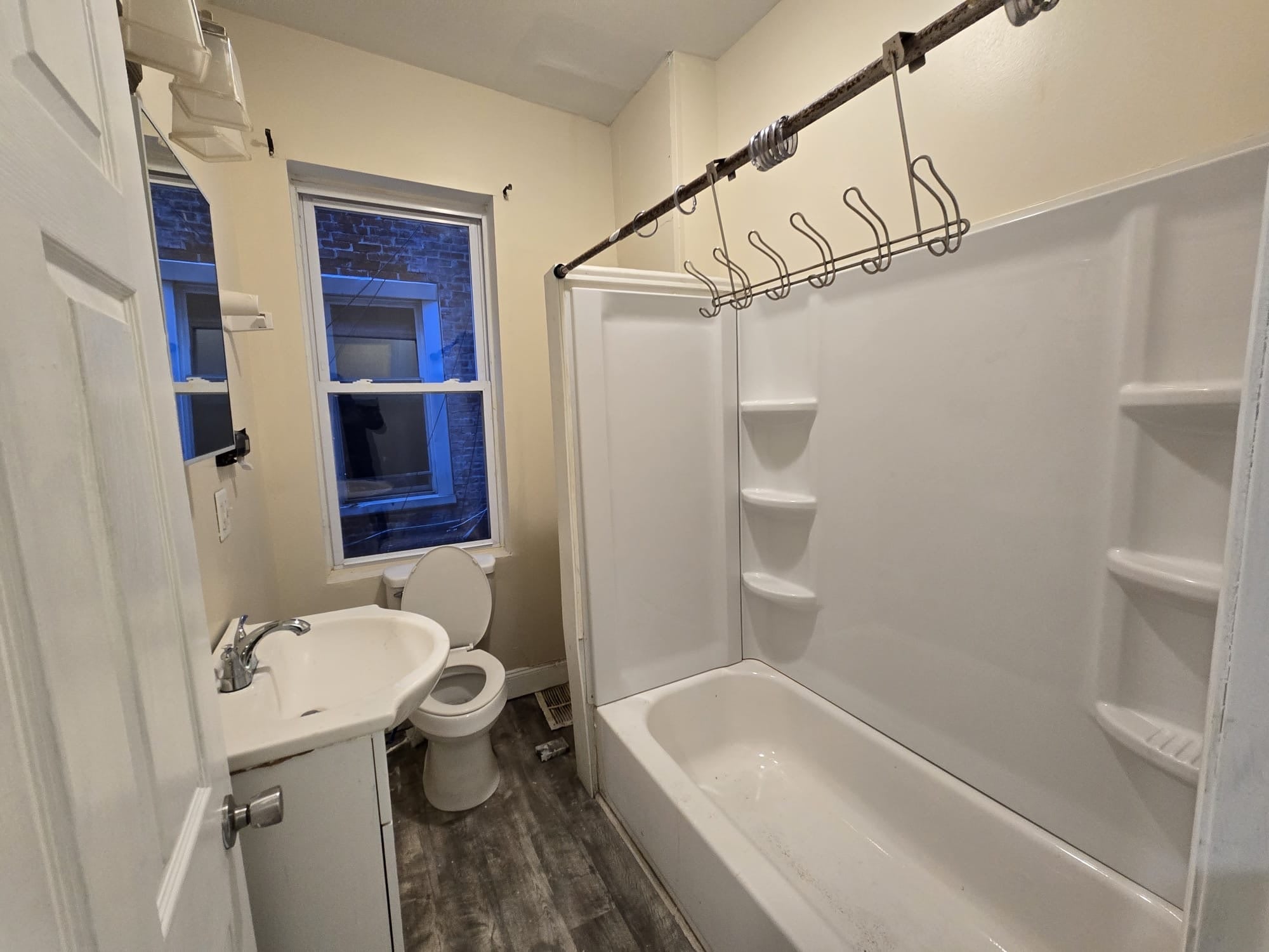 Building Photo - 5253 Spruce St