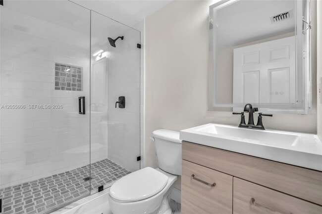 Building Photo - 2065 S Ocean Dr