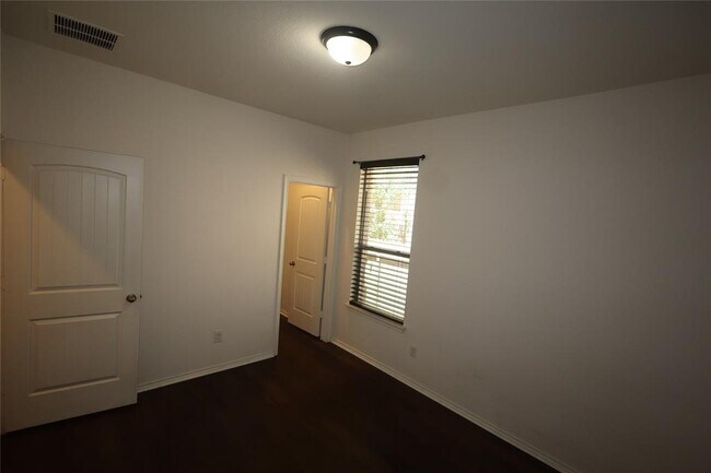 Building Photo - 17009 Gibbons Path