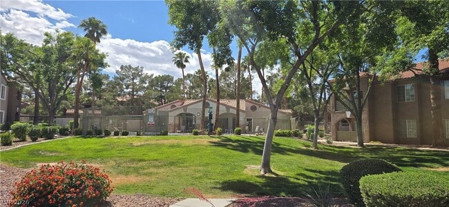 Building Photo - 2121 Sealion Dr