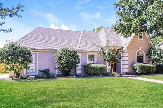 Building Photo - 1261 Fox Trace Dr