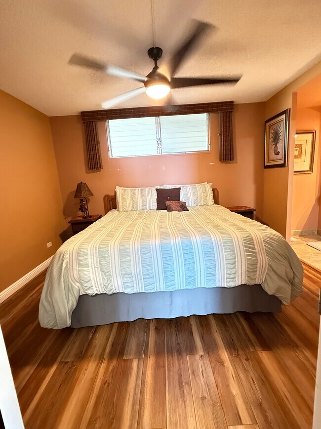 Building Photo - 75-5782-5782 Kuakini Hwy