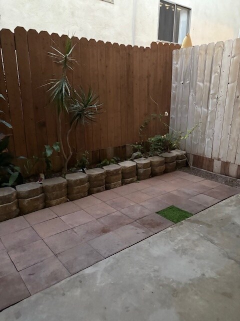 Backyard - 2704 Ruhland Ave