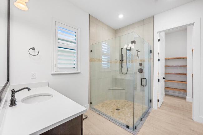 Building Photo - 15763 Longboat Key Dr
