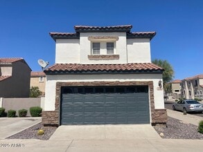 Building Photo - 320 W Mountain Sage Dr