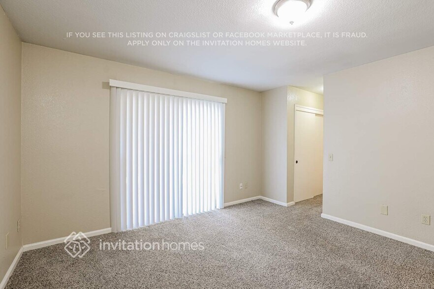 Building Photo - 18 Dempster Ct