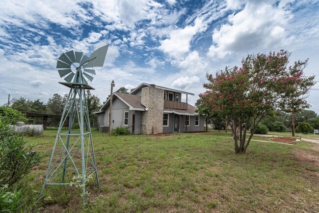 Building Photo - 121 W Stonecastle Dr