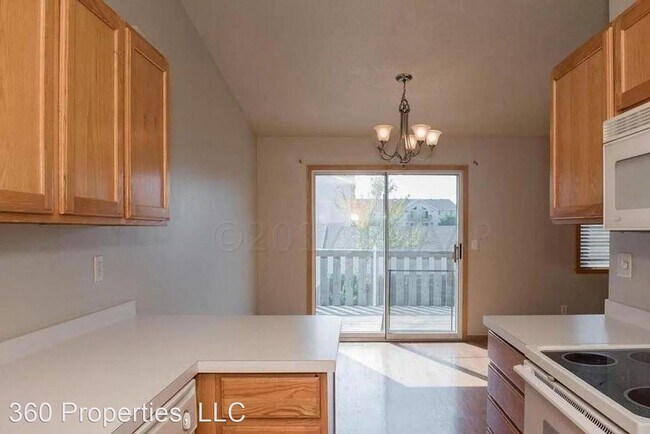 Building Photo - 3 br, 2 bath House - 2939 Wheatland Drive