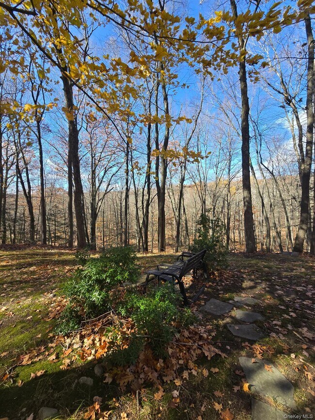 Building Photo - 37 Hill Rd